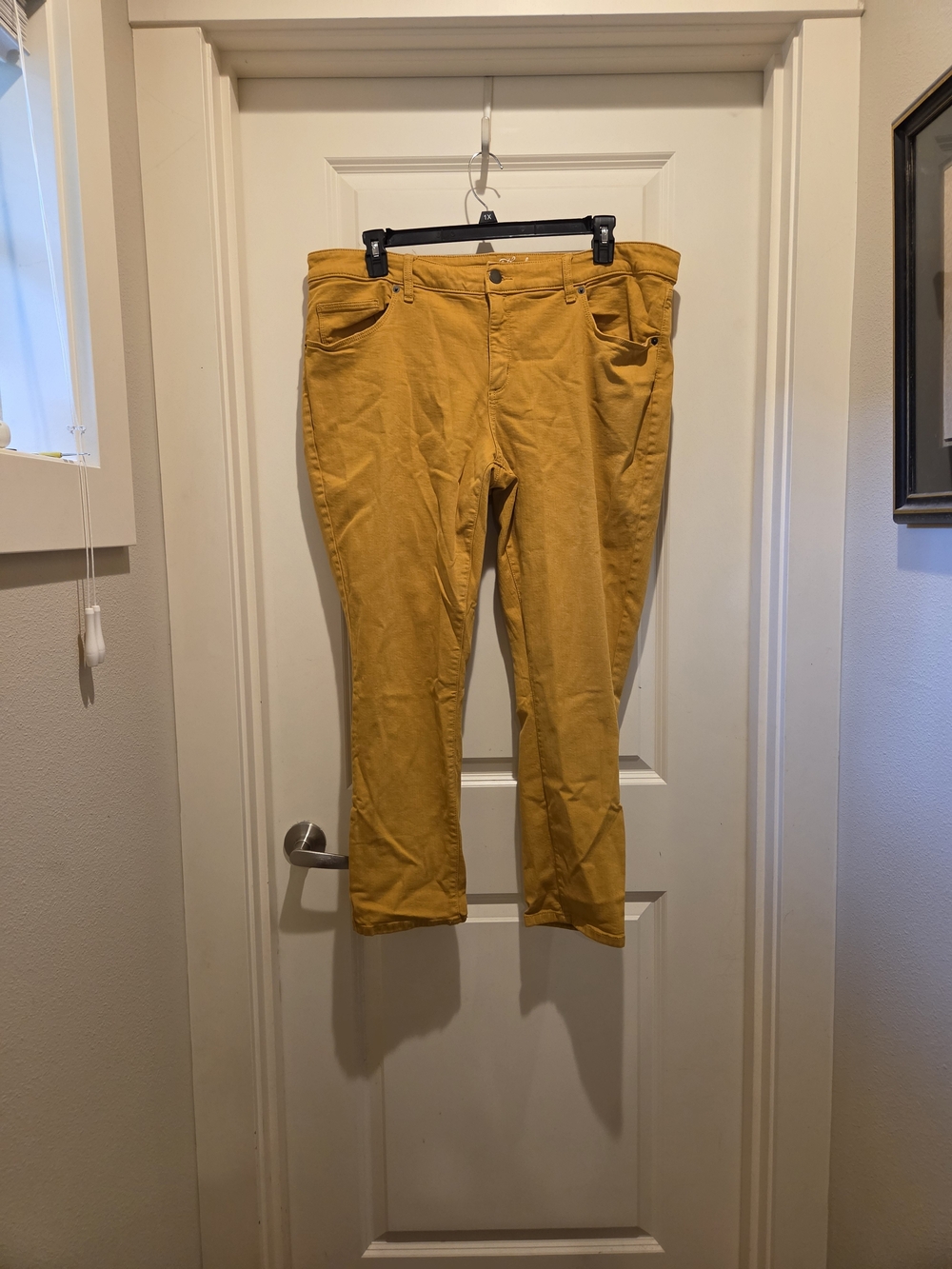 Universal Thread Women's Mustard Slim Leg Cut Jeans
